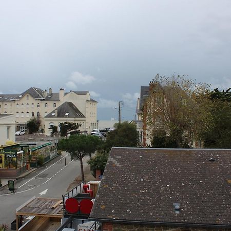 Hotel Des Pins Jullouville-les-Pins Oda fotoğraf