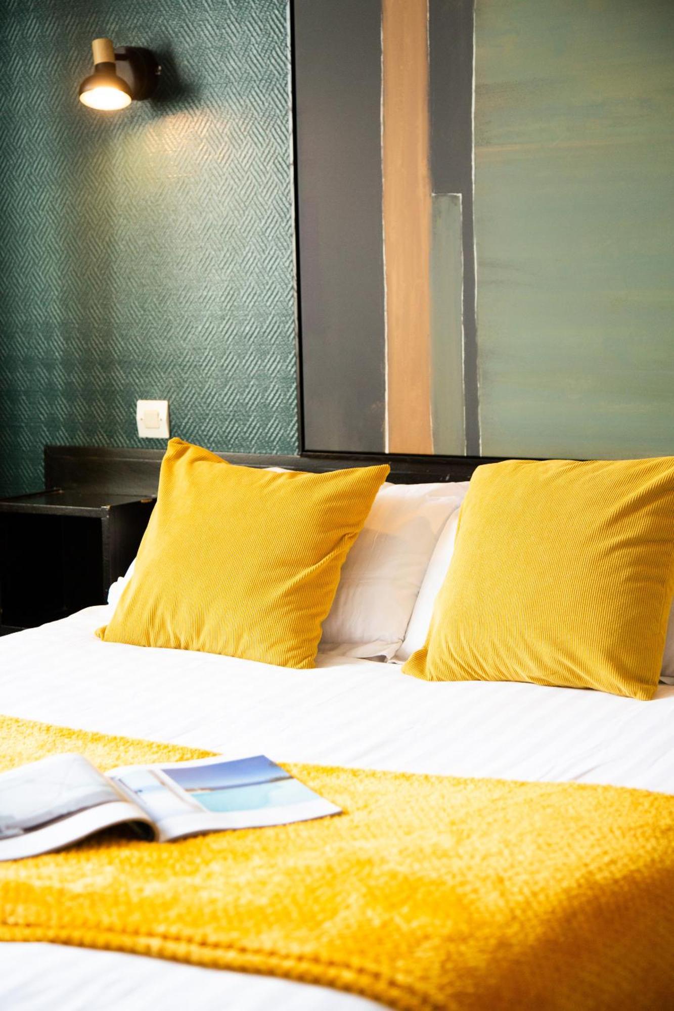 Hotel Des Pins Jullouville-les-Pins Dış mekan fotoğraf