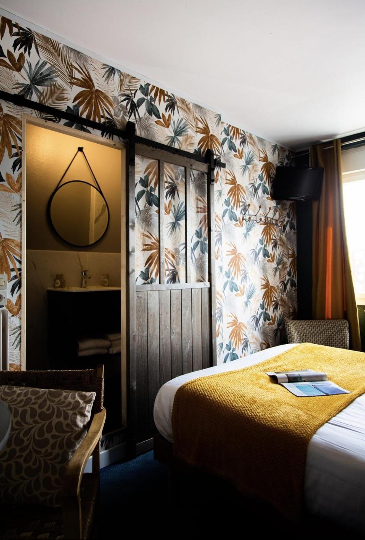 Hotel Des Pins Jullouville-les-Pins Dış mekan fotoğraf