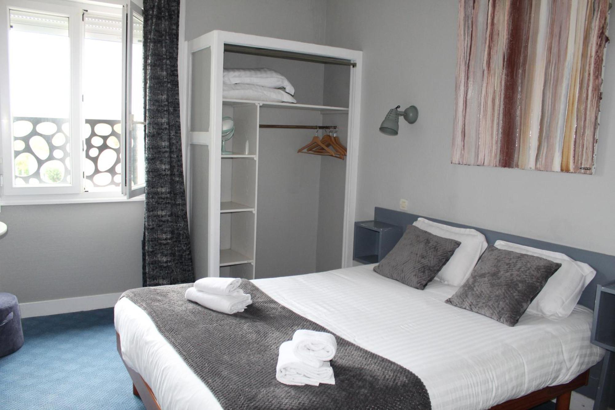 Hotel Des Pins Jullouville-les-Pins Oda fotoğraf